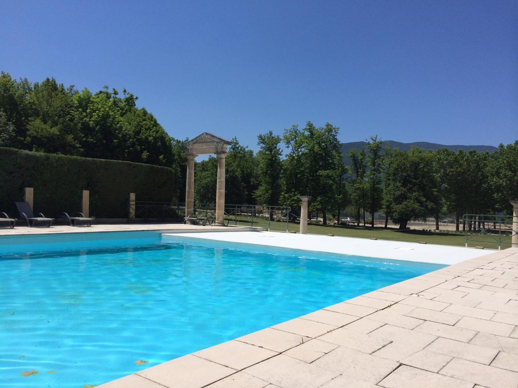 Cozy Apartment With Swimming Pool Terrace Garden Parking Монбрен-ле-Бен Екстер'єр фото