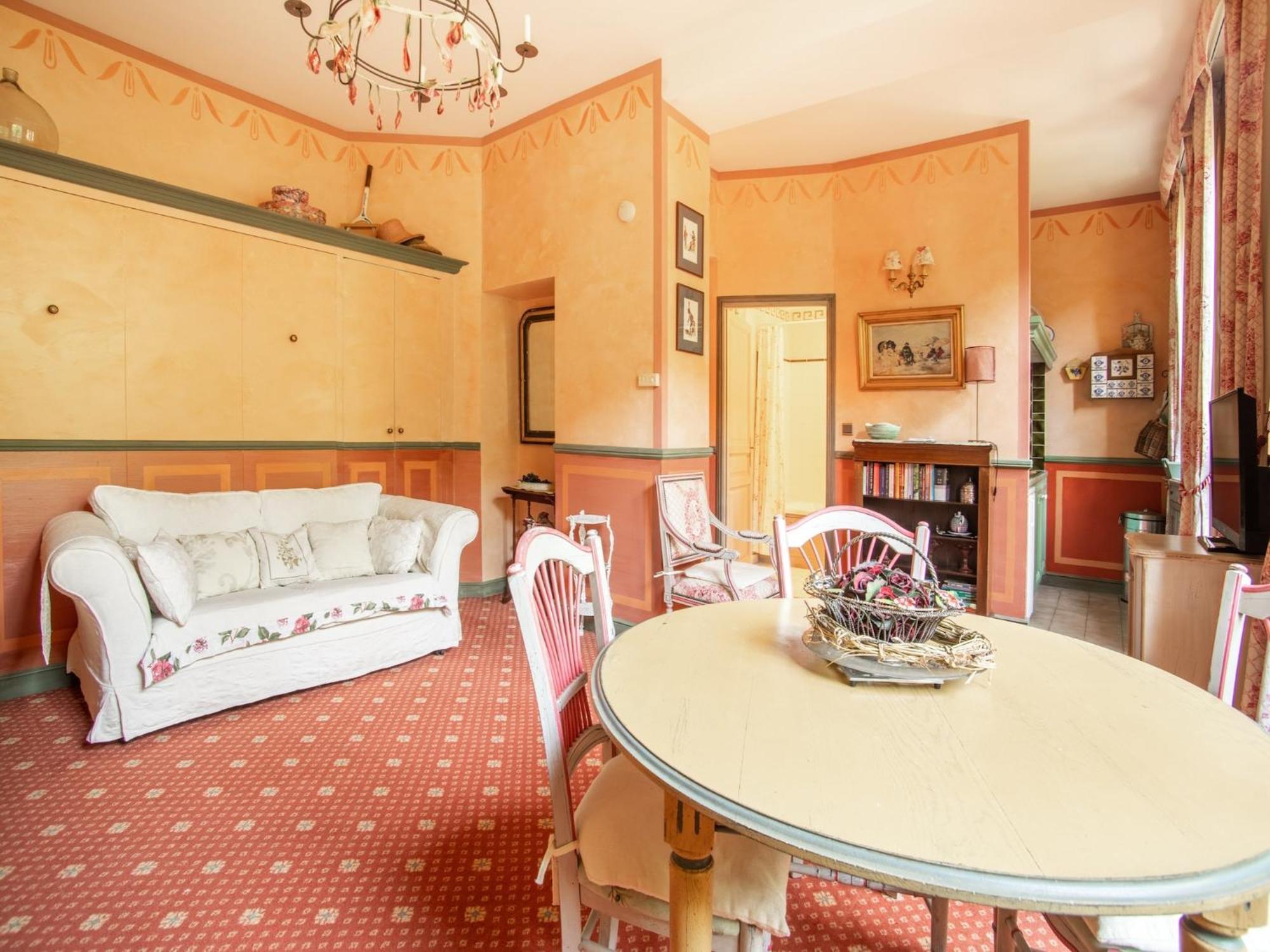 Cozy Apartment With Swimming Pool Terrace Garden Parking Монбрен-ле-Бен Екстер'єр фото